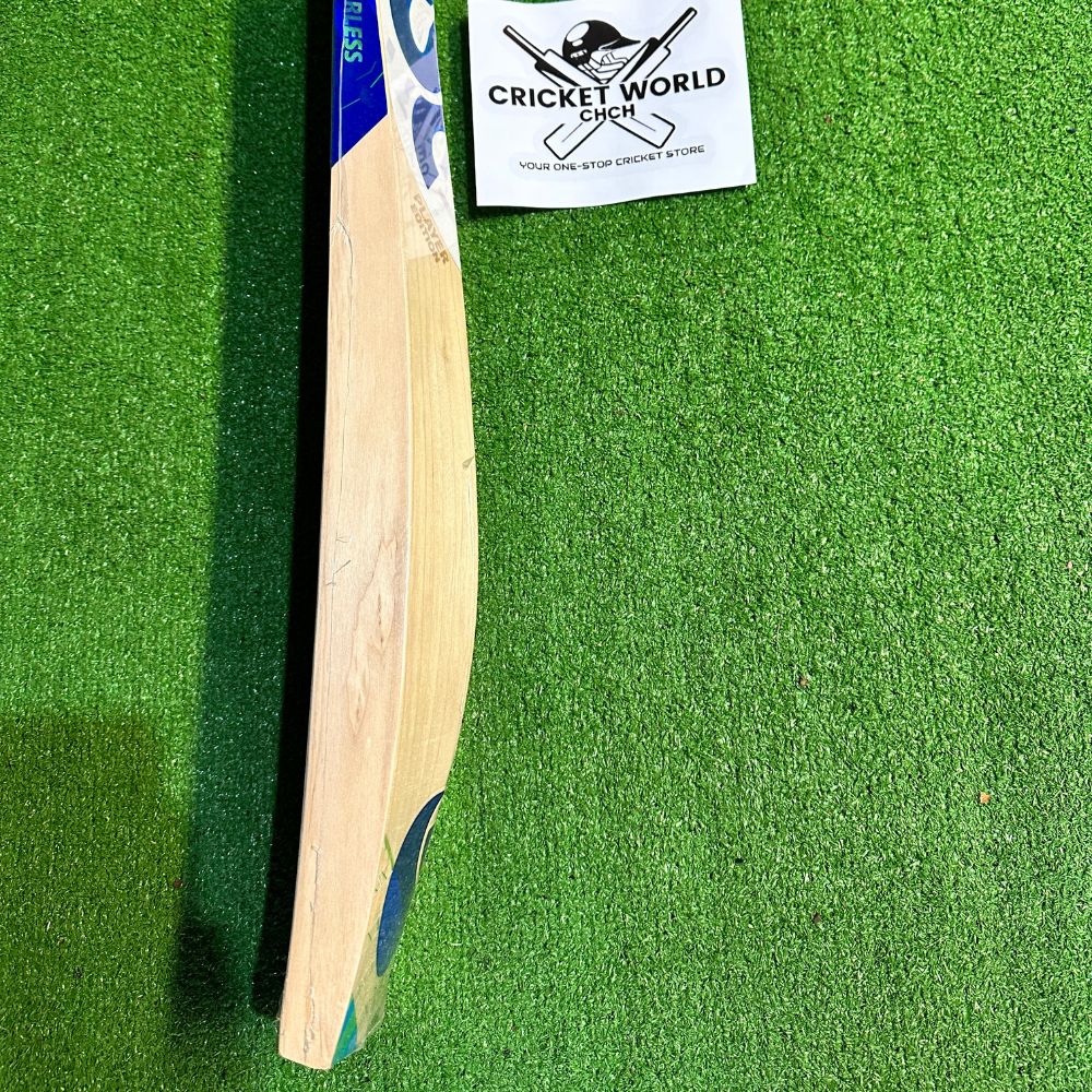 dsc-deepak-chahar-player-edition-bat-6