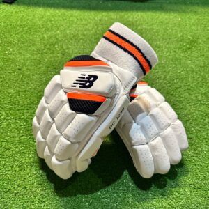 nb-dc-1280-batting-gloves-1