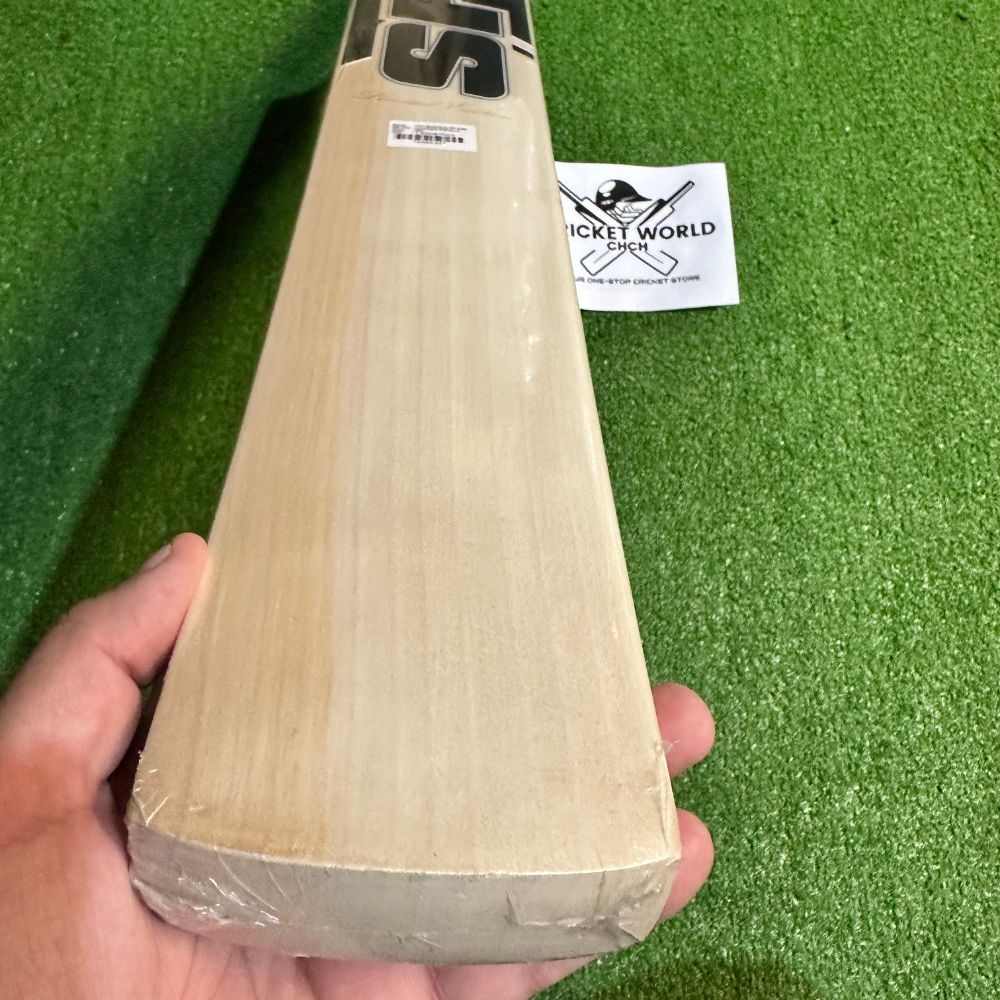 sf-tim-southee-players-limited-edition-bat-3