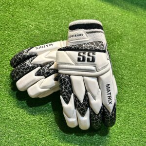 ss-matrix-batting-gloves-1