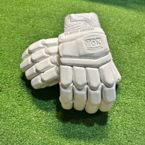 ton-player-edition-batting-gloves-1