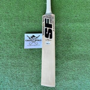 sf-force-ultimate-english-willow-cricket-bat-1