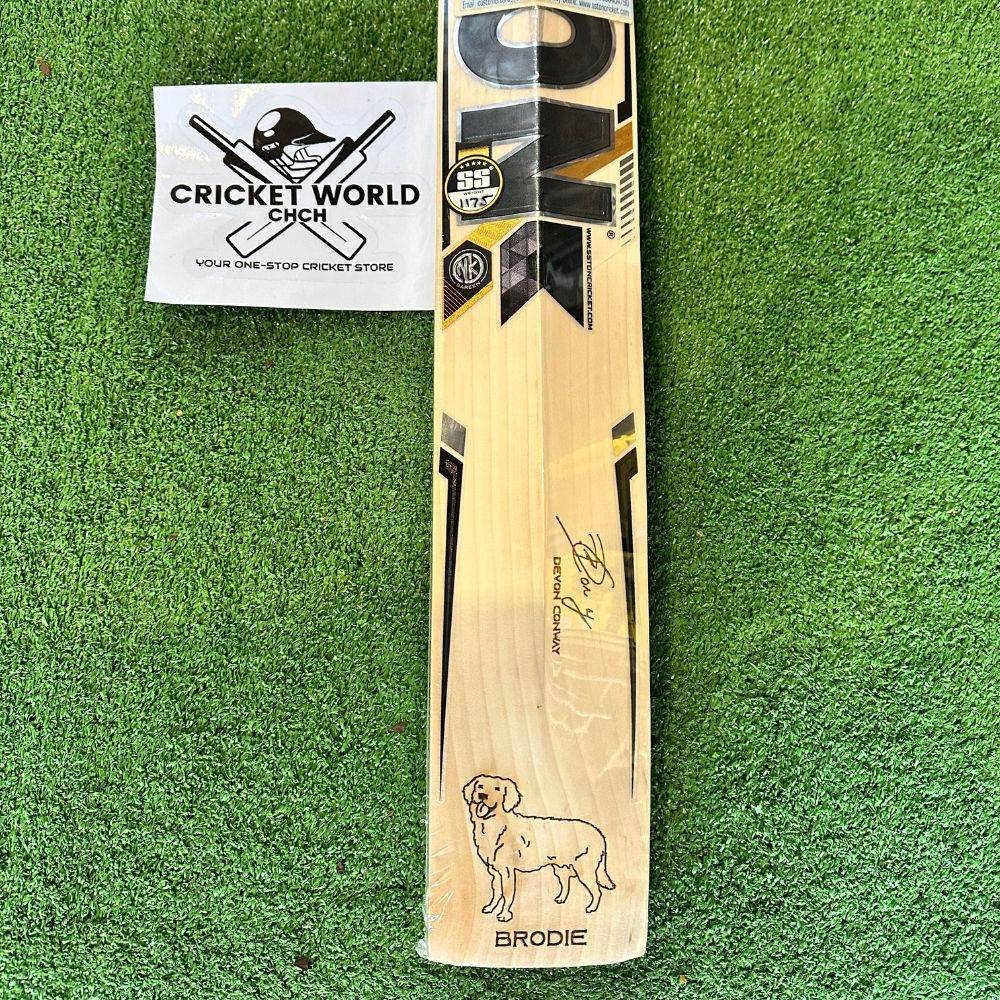 ss-devon-conway-player-edition-english-willow-bat-3