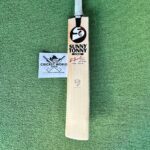 sg-sunny-tonny-icon-new-arrival-english-willow-cricket-bat-1