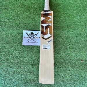 sm-beast-english-willow-cricket-bat-1