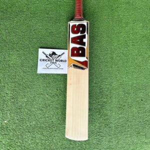 bas-bow-20-20-grade-1-english-willow-cricket-bat-1