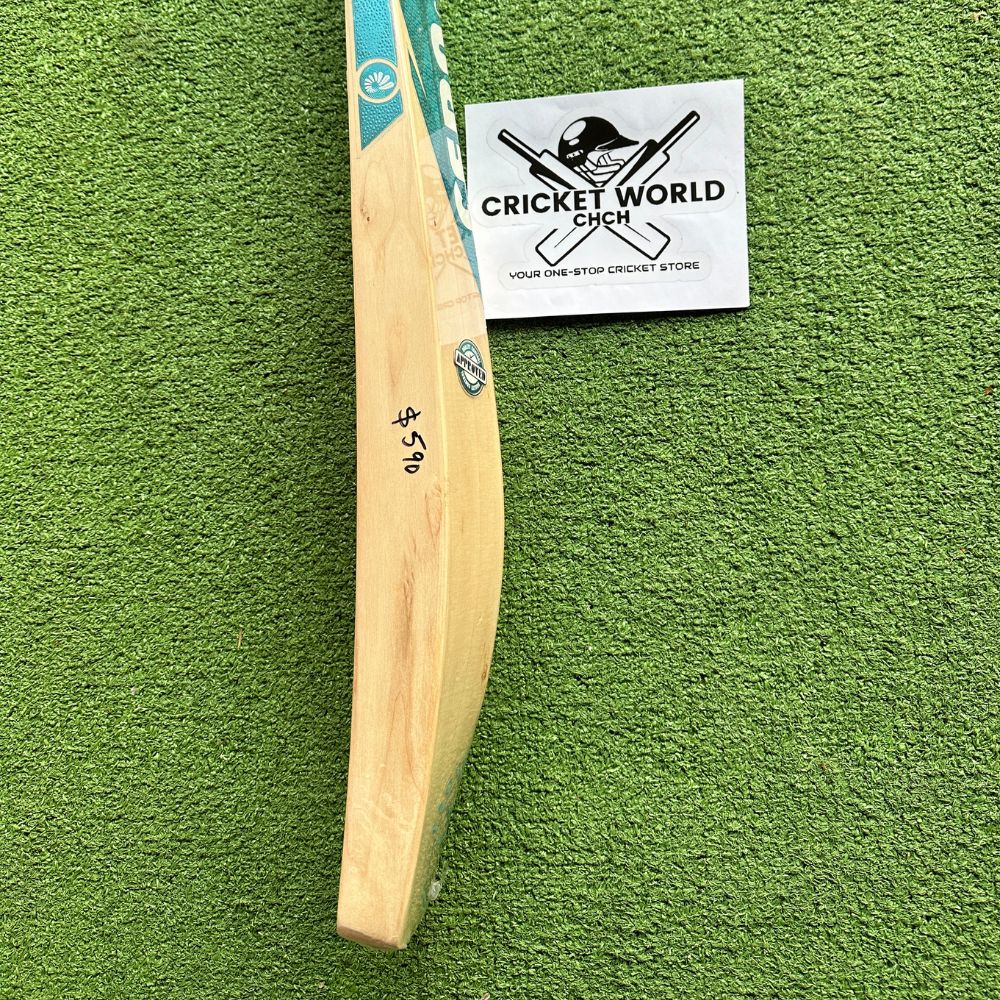 fern-cricket-aqua-quantum-grade-2-premium-english-willow-cricket-bat-6
